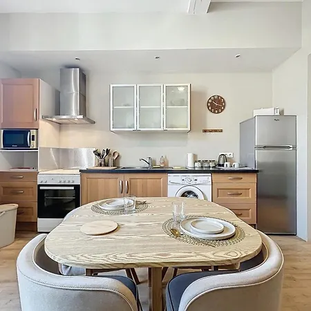 Le Bouquet - Proche De La Apartment Fleury (Aude)